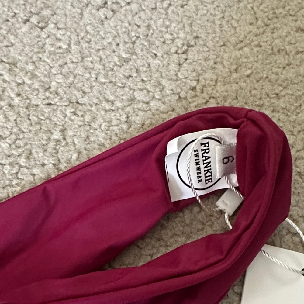 Frankies Bikinis low rise
